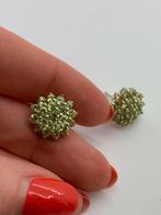 V505 Prachtige zilveren oorbellen limegroen, Ophalen of Verzenden, X, Knopjes of Stekers, Zilver