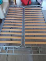 Stevige slaapbank, Tweepersoons, Zo goed als nieuw, 200 cm, Rood