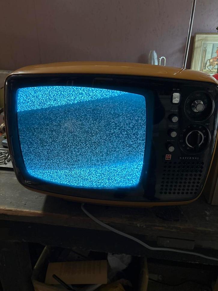 Vintage national TV - Gele Behuizing, Audio, Tv en Foto, Vintage Televisies, Gebruikt, Minder dan 40 cm, Panasonic, Ophalen of Verzenden