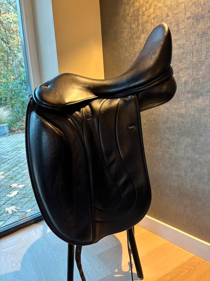 Wow zadel, Dieren en Toebehoren, Paarden en Pony's | Zadels, Zo goed als nieuw, Dressuur, Ophalen