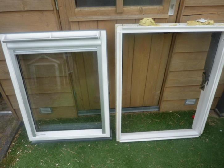 Net Velux houten dakraam / GGL MK04 2050 ( 78 x 98 )., Huis en Inrichting, Stoffering | Gordijnen en Lamellen, Gebruikt, Minder dan 100 cm