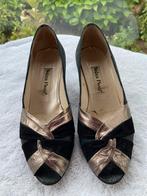 Dans schoen walter pinto goud zwart 37,5, Kleding | Dames, Schoenen, Blauw, Walter pinto, Dansschoenen, Ophalen of Verzenden