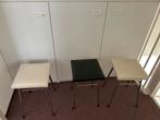 3 bijzetkrukjes retro. Prijs voor alle drie samen., Huis en Inrichting, Krukjes, Ophalen, Gebruikt, Kunststof