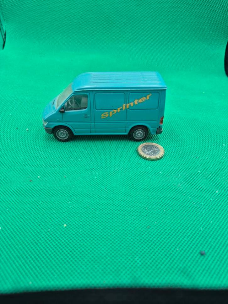 700 mercedesbenz sprinter 1/43 nzg, Hobby en Vrije tijd, Modelauto's | 1:43, Zo goed als nieuw, Auto, Overige merken, Ophalen of Verzenden