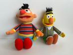 2 stuks: Bert & Ernie (Sesamstraat)Knuffels Maat : 25 cm en, Kinderen en Baby's, Speelgoed | Knuffels en Pluche, Ophalen of Verzenden