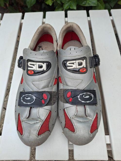 PRIJS VERLAAGD SIDI Fietsschoenen Maat 44 - Zilver/Rood, Fietsen en Brommers, Fietsen | Racefietsen, Gebruikt, Overige merken