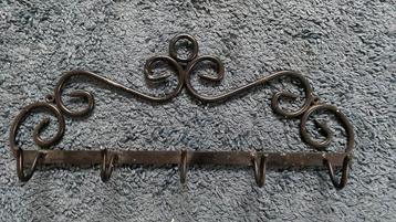 Smeedijzeren Wandkapstok met Krullen beschikbaar voor biedingen