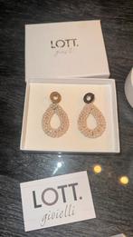 Lott Gioielli Beige/licht roze Oorbellen, Sieraden, Tassen en Uiterlijk, Oorbellen, Overige materialen, Beige, Ophalen, Met kristal