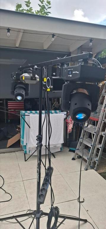 Movingheads & laser statief Nieuw beschikbaar voor biedingen