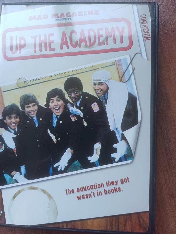 DVD up the academy, Cd's en Dvd's, Dvd's | Komedie, Zo goed als nieuw, Actiekomedie, Alle leeftijden, Ophalen of Verzenden