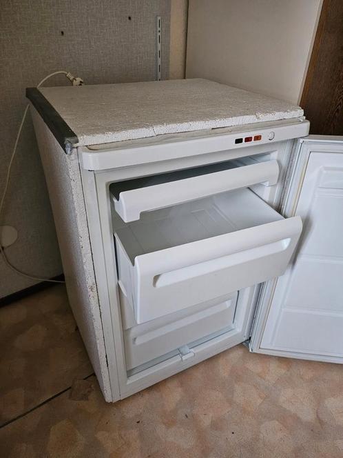 Zanussi laden vrieskast!, Witgoed en Apparatuur, Vriezers en Diepvrieskisten, Gebruikt, Vrieskast, Minder dan 85 cm, 60 tot 90 cm