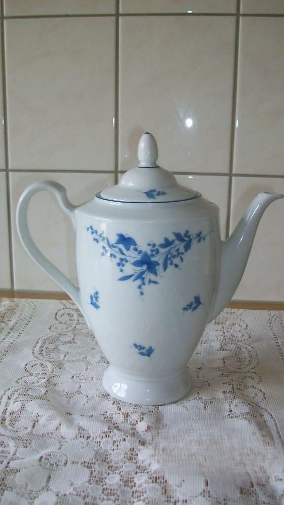 Sierlijke koffiekan, Bavaria Eschenbach, Huis en Inrichting, Keuken | Servies, Overige typen, Ophalen of Verzenden, Zo goed als nieuw