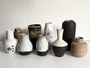 7 vaasjes oud Nederlands keramiek porselein jaren 50, 60, 70 beschikbaar voor biedingen