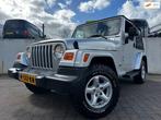 Jeep WRANGLER 4.0i Hardtop Sahara/AUTOMAAT/MET MAAR 36127 KM, Te koop, Zilver of Grijs, Geïmporteerd, 5 stoelen