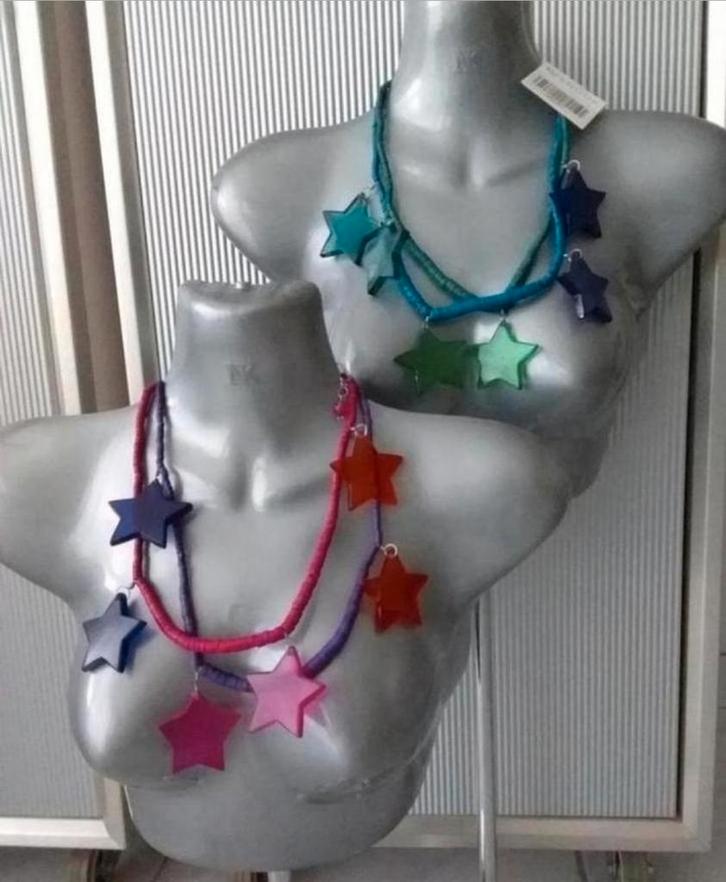 Manouk - houten ketting met transparante sterren, Sieraden, Tassen en Uiterlijk, Kettingen, Nieuw, Overige materialen, Overige kleuren