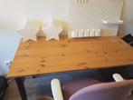 Complete thuiswerkplek: buro, stoel, rek, lampjes, mand, Ophalen, Zo goed als nieuw