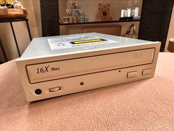 Mooie Lite-On 16x IDE cd-rom drive 1997   beschikbaar voor biedingen