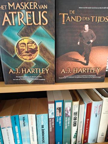 A.J. Hartley - De tand des tijds beschikbaar voor biedingen