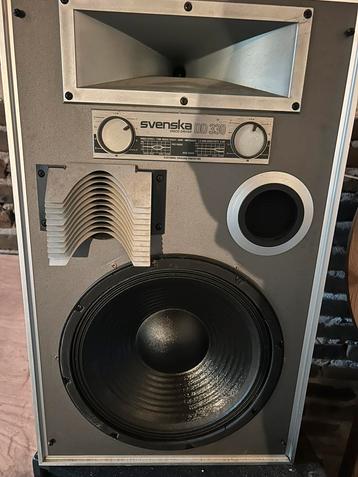 2 x svenska speakers by Jamo beschikbaar voor biedingen