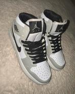 Nike jordan mid schoenen, Kleding | Dames, Schoenen, Ophalen of Verzenden, Zo goed als nieuw