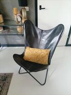 Zwarte leren vlinderstoel, Huis en Inrichting, Fauteuils, Ophalen of Verzenden, Zo goed als nieuw, 75 tot 100 cm, 50 tot 75 cm