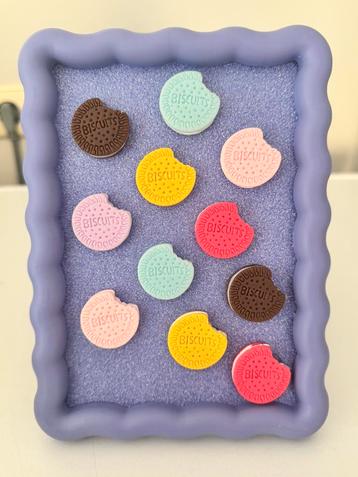 Decoratielijstje 13x18 cm paars biscuits beschikbaar voor biedingen