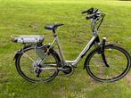 Electrische damesfiets batavus fuze framemaat 57 cm 28 inch, Ophalen, Batavus, Zo goed als nieuw, 50 km per accu of meer