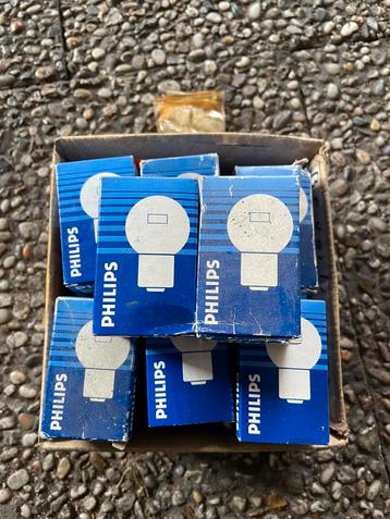 Philips 24 volt auto lampen 18 keer beschikbaar voor biedingen