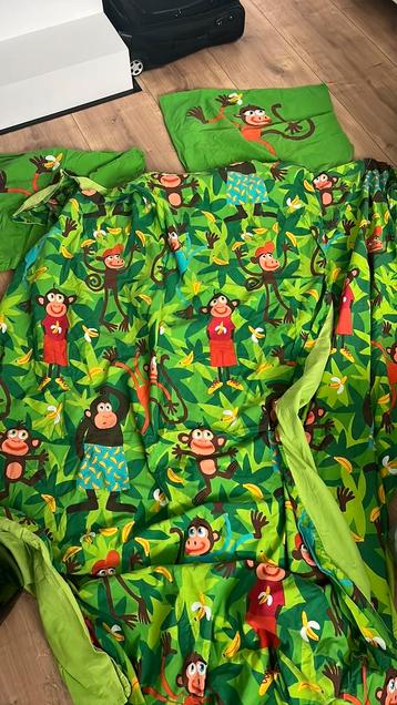 2x beddengoed aap jungle beschikbaar voor biedingen