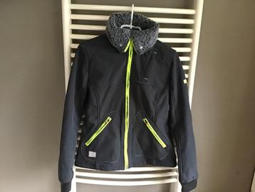 PK sports jas maat M beschikbaar voor biedingen