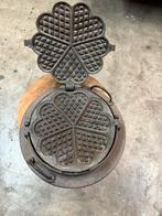 Twee oude. Wafelijzers voor heerlijke wafels, Witgoed en Apparatuur, Ophalen of Verzenden, Zo goed als nieuw