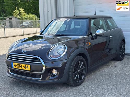Mini Mini Cooper 1.5 D, Airco, Cruise, Navi, Alu Velgen, NAP, Auto's, Mini, Bedrijf, Te koop, Cooper, ABS, Airconditioning, Bluetooth