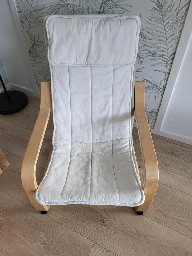 IKEA Kinderstoel - Fijn en Comfortabel!, Huis en Inrichting, Stoelen, Twee, Wit, Ophalen