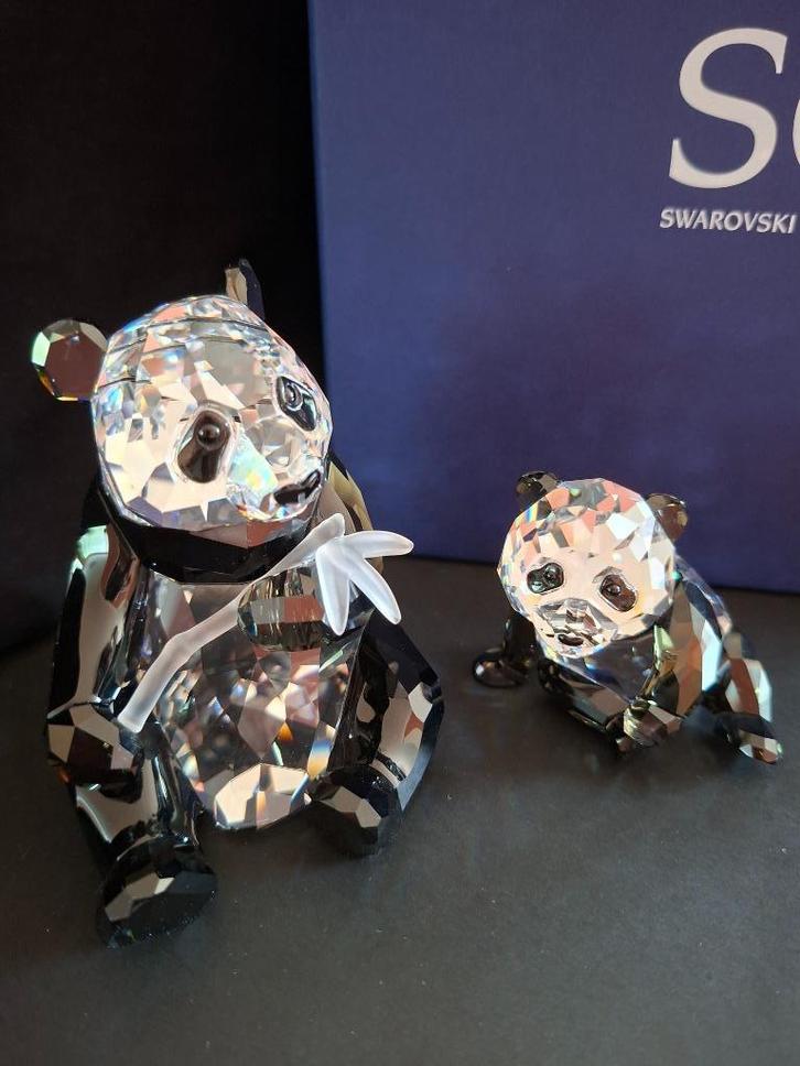 Swarovski Panda moeder en cub, Verzamelen, Swarovski, Zo goed als nieuw, Figuurtje, Verzenden