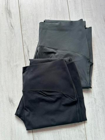 2x H&M sportlegging in XXL beschikbaar voor biedingen