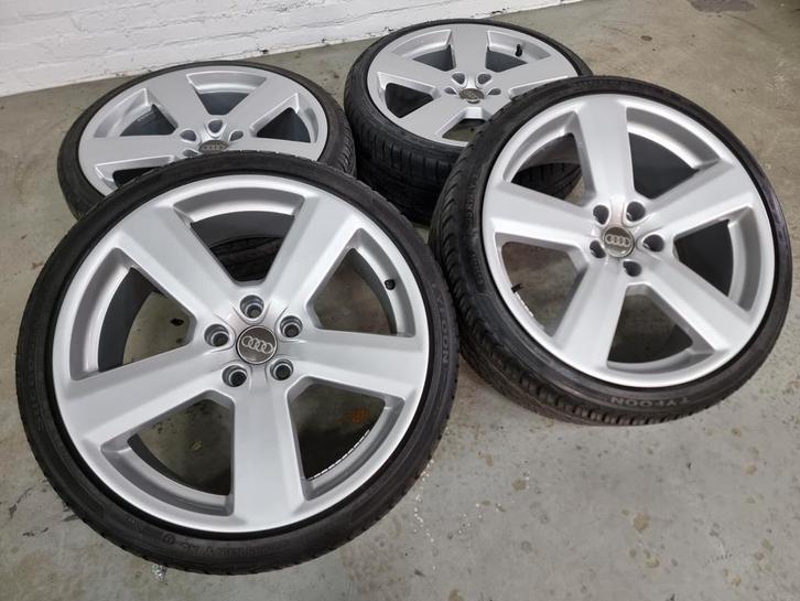 Nette 19" Audi Old RS velgen 5x112 met goede zomerbanden, Auto-onderdelen, Banden en Velgen, Banden en Velgen, Zomerbanden, 19 inch