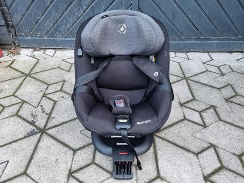 Maxi-Cosi en Chicco Isofix Draaibare Autostoel - 2 stuks, Kinderen en Baby's, Autostoeltjes, Gebruikt, Maxi-Cosi, 0 t/m 18 kg