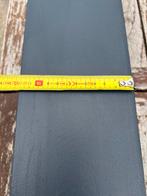 Te koop nieuw stalen balk gegrond lengte 210 cm. 12x12 cm, Doe-het-zelf en Verbouw, Metalen, Ophalen of Verzenden, Zo goed als nieuw
