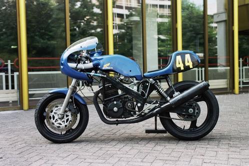 Honda XBR 500 frame met kenteken of motor ? Gevraagd ?, Motoren, Onderdelen | Oldtimers, Gebruikt, Ophalen