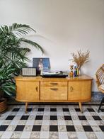 Vintage sixties dressoir | platenspeler meubel | kast retro, Ophalen, Gebruikt, Met deur(en), 100 tot 150 cm
