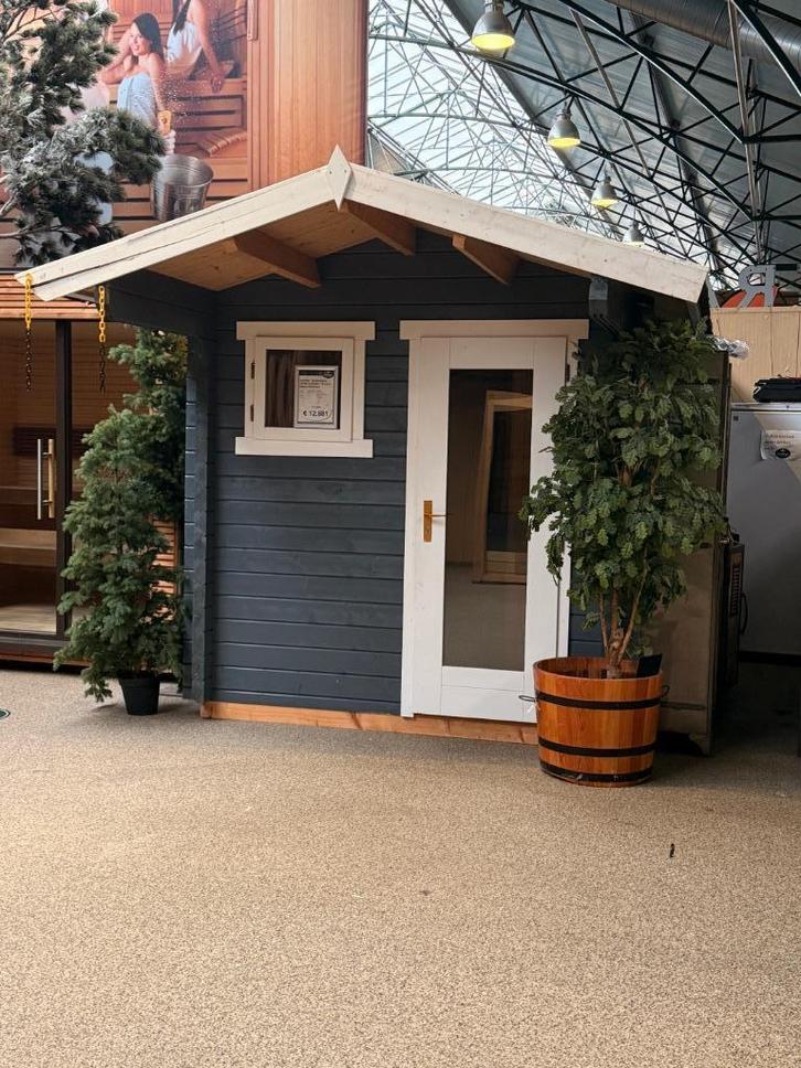 Interflex buitensauna | SHOWROOMMODEL, Sport en Fitness, Sauna, Zo goed als nieuw, Complete sauna, Fins of Traditioneel, Ophalen