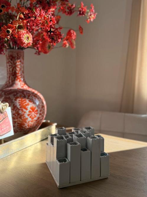 Tulpenvaas beige bruin hoogteverschil, Huis en Inrichting, Woonaccessoires | Vazen, Zo goed als nieuw, Overige kleuren, Minder dan 50 cm