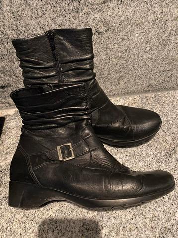 Zwarte leren enkellaarsjes maat 40 merk Wolky beschikbaar voor biedingen