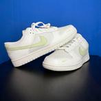 NIKE DUNK LOW PHANTOM OLIVE AURA - maat 45, Nike, Nieuw, Ophalen of Verzenden, Sneakers of Gympen