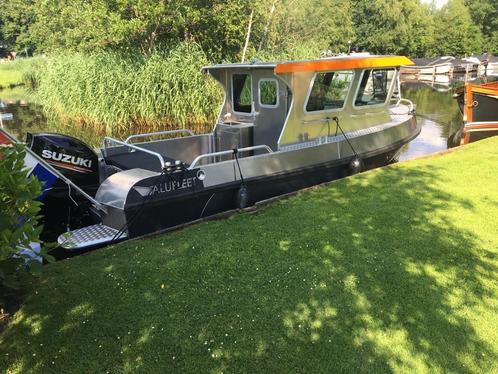 Stoere aluminium kajuitboot, Watersport en Boten, Motorboten en Motorjachten, Zo goed als nieuw, Aluminium, 6 tot 9 meter, Benzine
