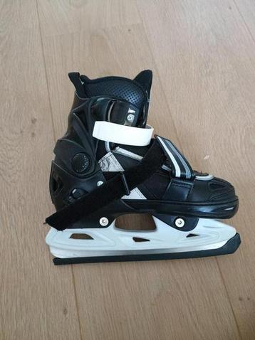 Nijdam ijshockey verstelbare schaatsen 29/32 beschikbaar voor biedingen
