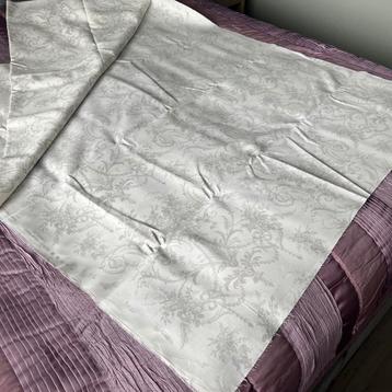 Laura Ashley gordijnstof ‘Tuileries’, dove grey, 7.25m beschikbaar voor biedingen