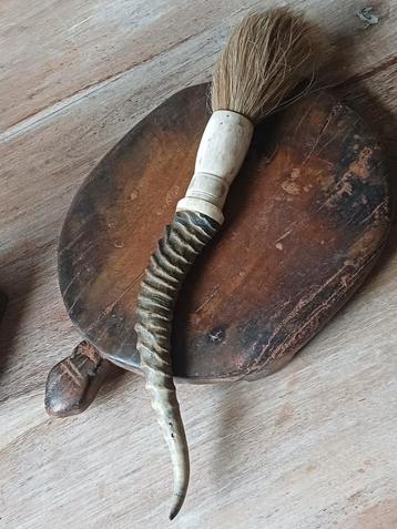 Kalligrafeerkwast van antilopehoorn [vintage] beschikbaar voor biedingen