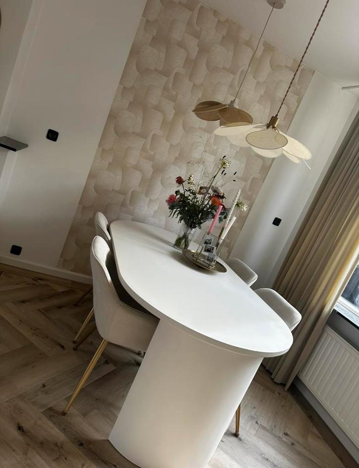 Ovale eettafel en stoelen., Huis en Inrichting, Tafels | Eettafels, Zo goed als nieuw, 100 tot 150 cm, 150 tot 200 cm, Vier personen