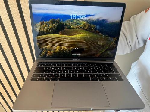 MacBook Pro 13inch 2019!, Computers en Software, Apple Macbooks, Zo goed als nieuw, MacBook Pro, 13 inch, 2 tot 3 Ghz, 256 GB